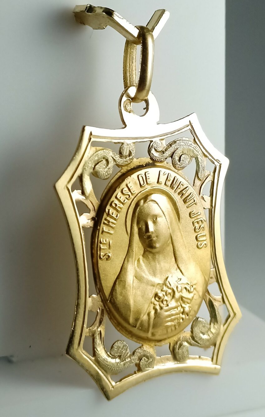 Médaille Sainte Thérèse de l'Enfant Jésus. – Image 2