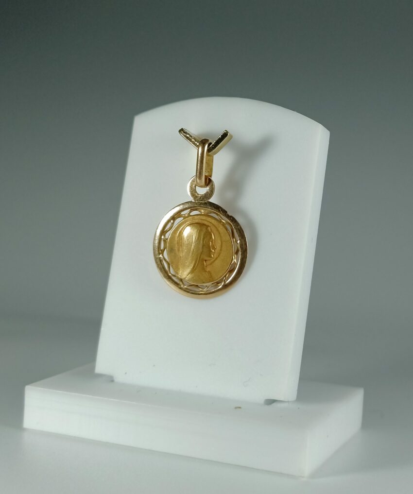 Petite médaille ajourée – Image 2