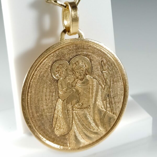 Rare médaille en or guilloché Saint Joseph