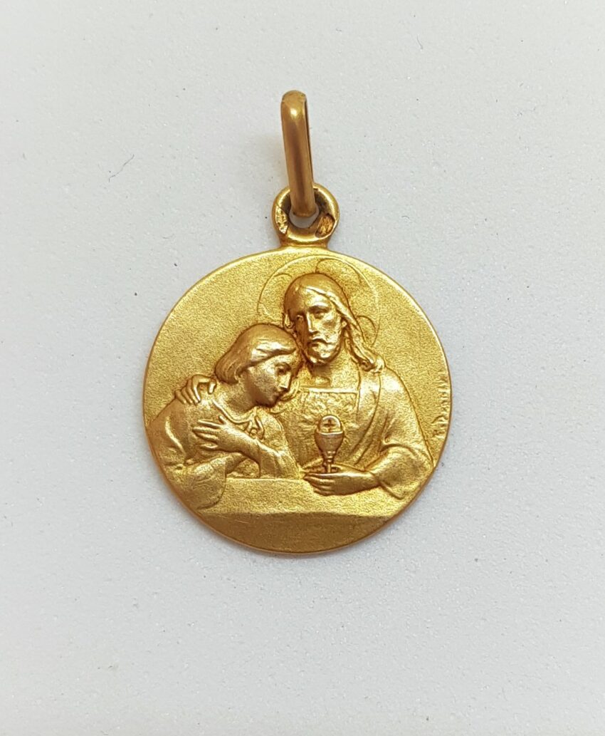 VENDUE. Médaille de communion
