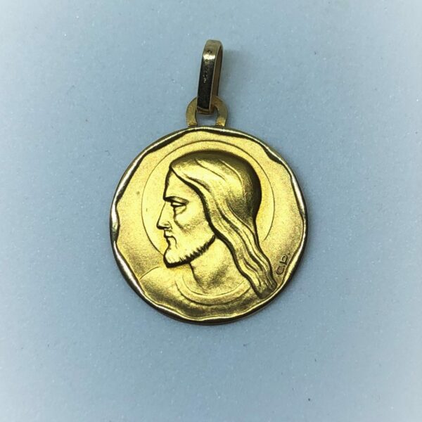 Vendue. Médaille Christ