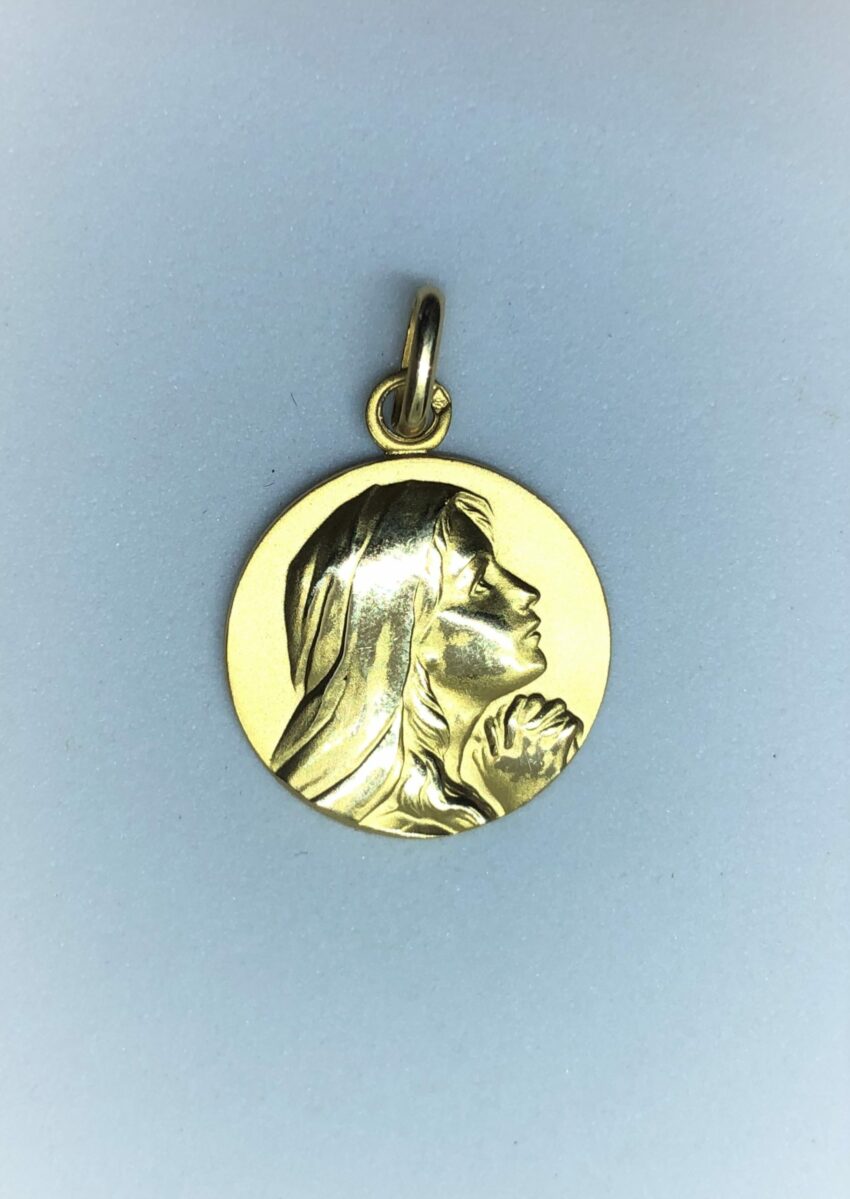 Médaille Vierge mains jointes