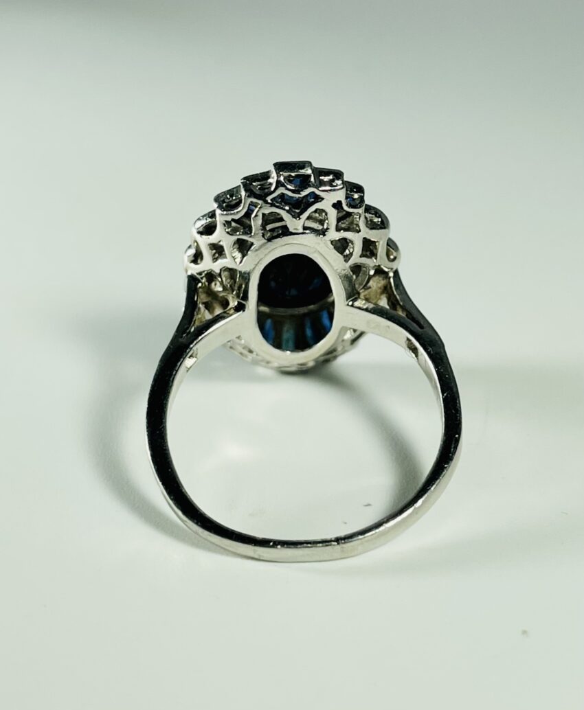 Bague Art Déco saphirs et diamants – Image 3