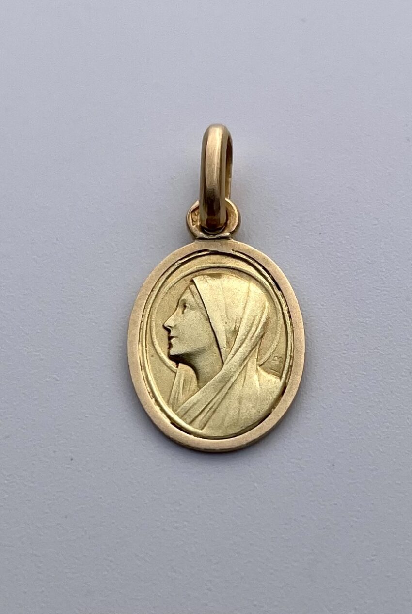 Petite médaille en or