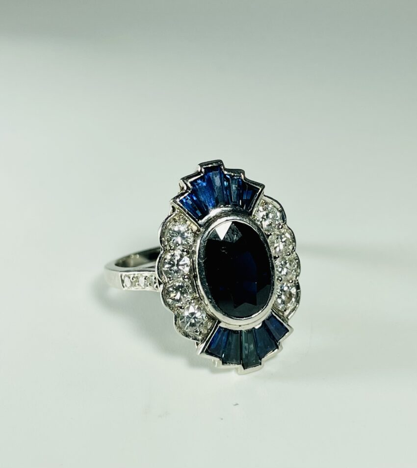Bague Art Déco saphirs et diamants – Image 2