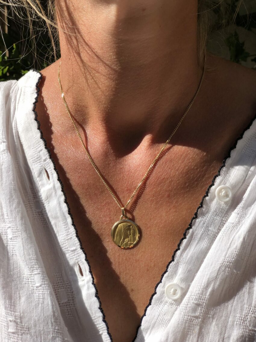 Médaille Vierge au voile