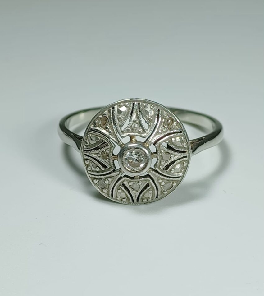 Bague ronde or blanc platine et diamant – Image 4