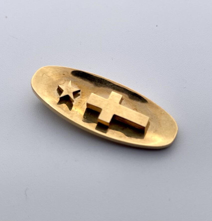 Médaille or croix et étoile