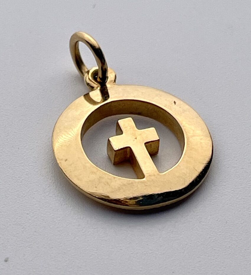 Grande médaille Croix ajourée