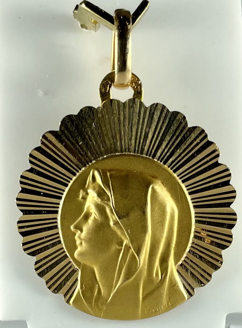 Vendue. Médaille rayonnante – Image 3