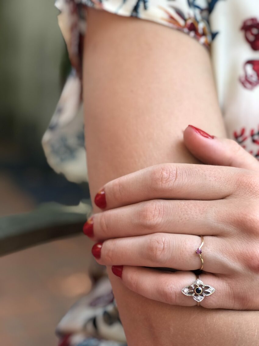 VENDUE. BAGUE SAPHIR ET OR