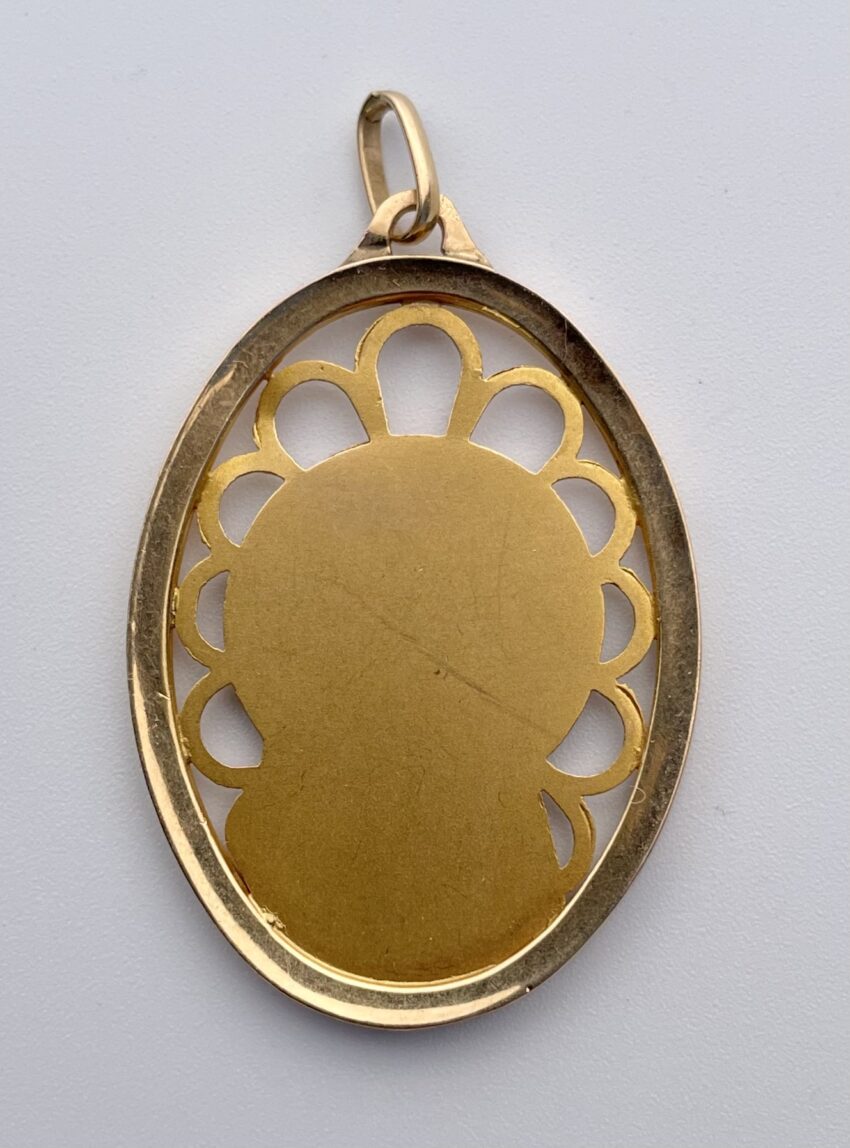 Grande médaille ajourée – Image 2