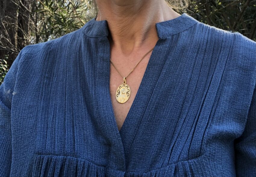 Grande médaille ajourée – Image 2