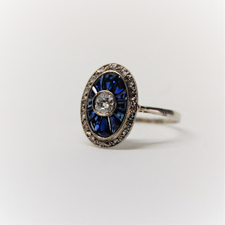 VENDUE. BAGUE ART DECO