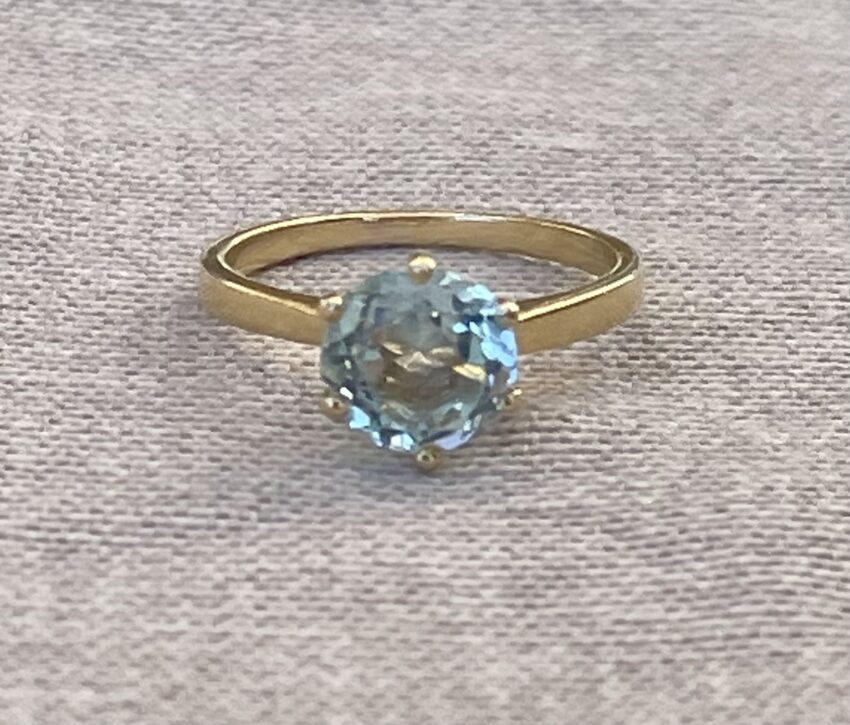 Petite bague ornée d'une aigue marine – Image 4