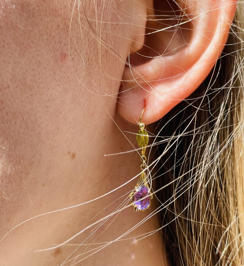 Pendants d'oreilles or et améthystes – Image 2