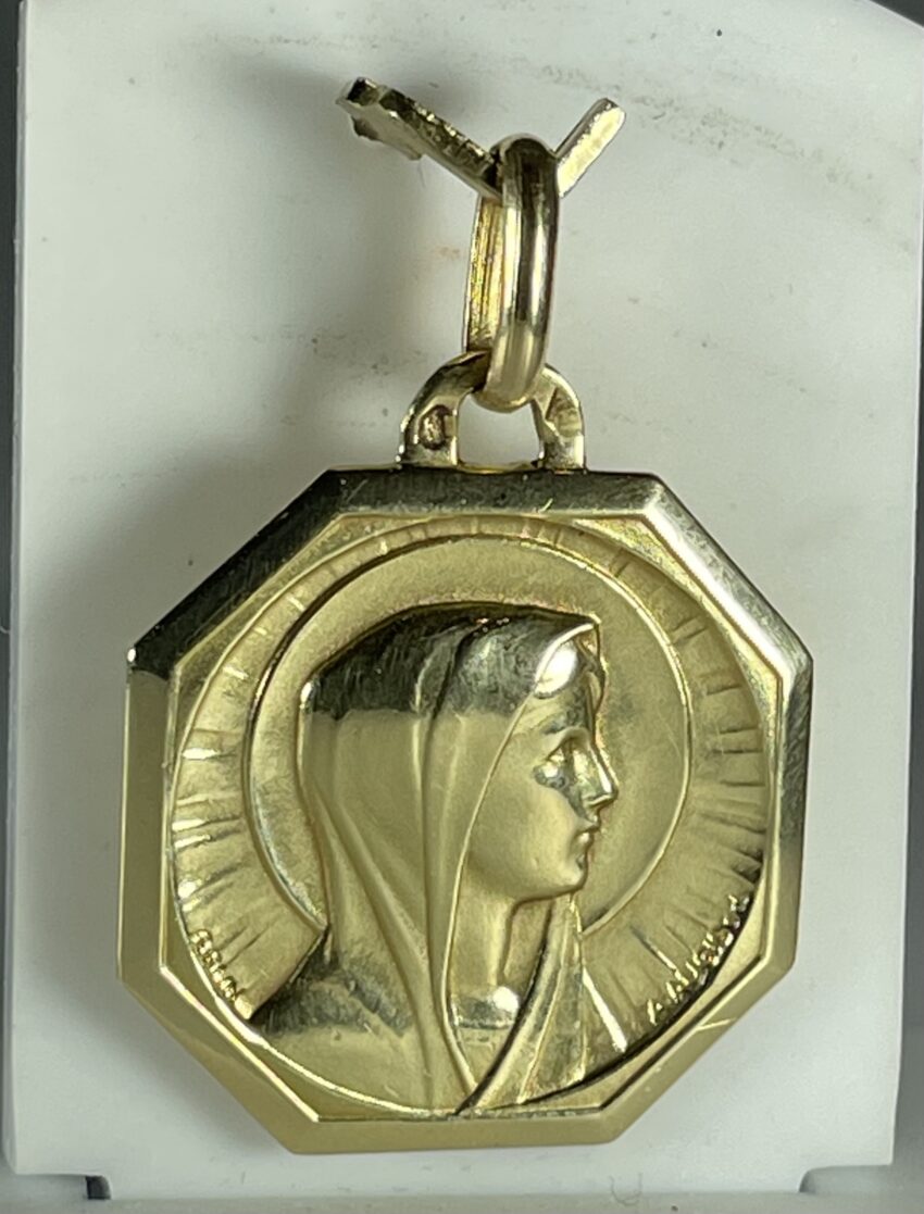 Augis. Médaille octogonale