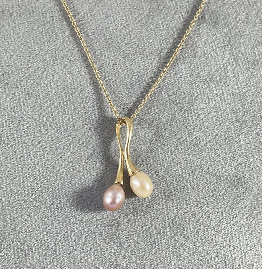 Pendentif perles et or