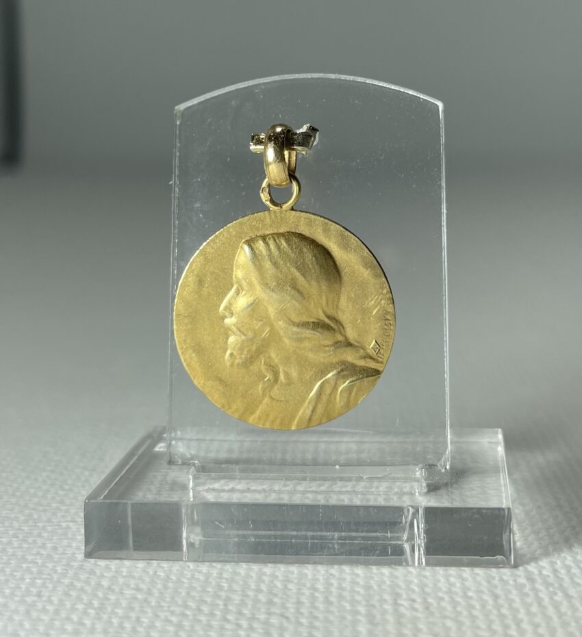 Médaille ancienne Christ