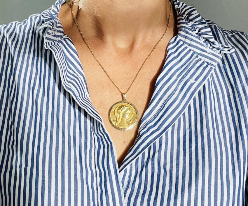 Grande médaille Vierge souriante – Image 2