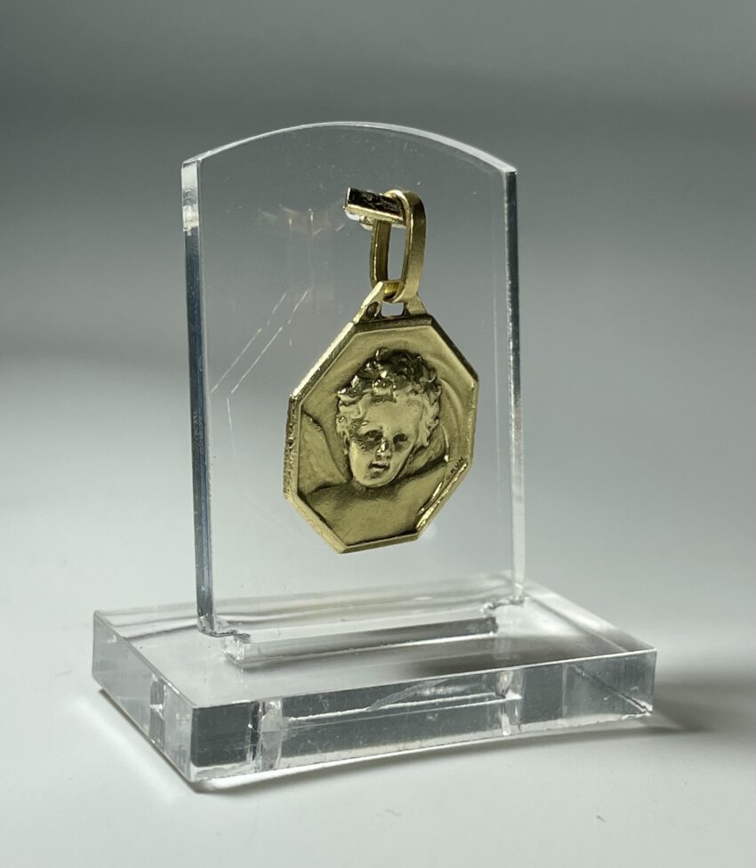 Médaille octogonale en or 'Ange' – Image 2