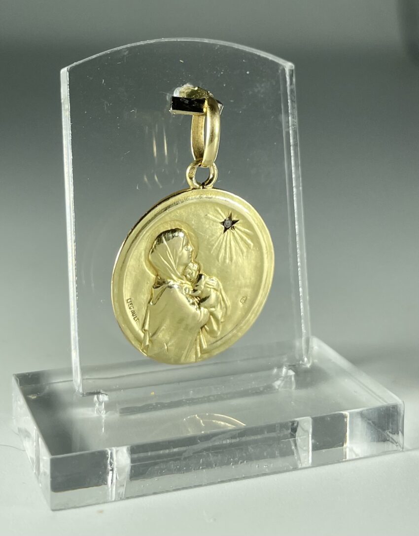Médaille Vierge à l'Enfant, étoile en diamant