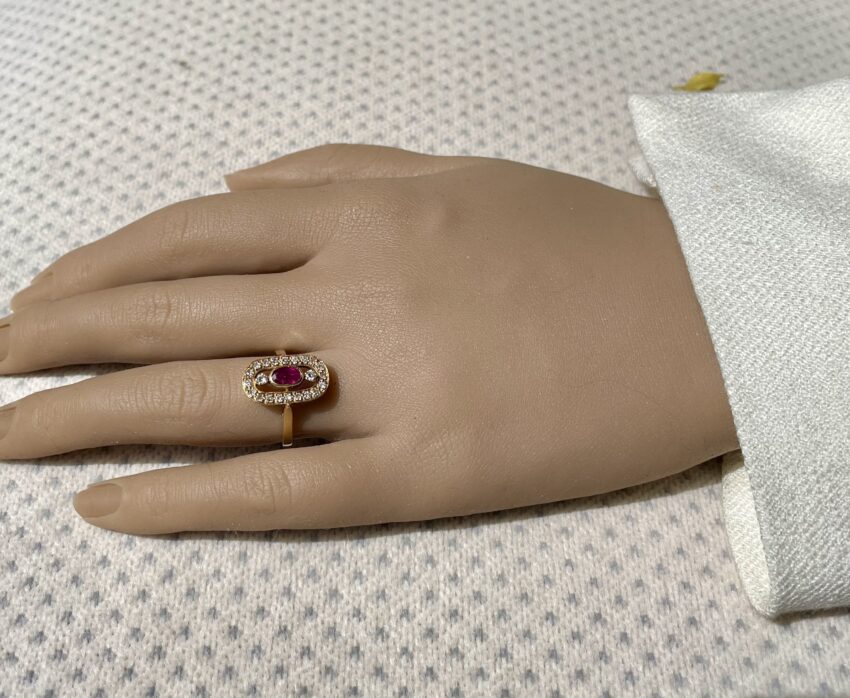 Bague or jaune rubis et diamants – Image 4