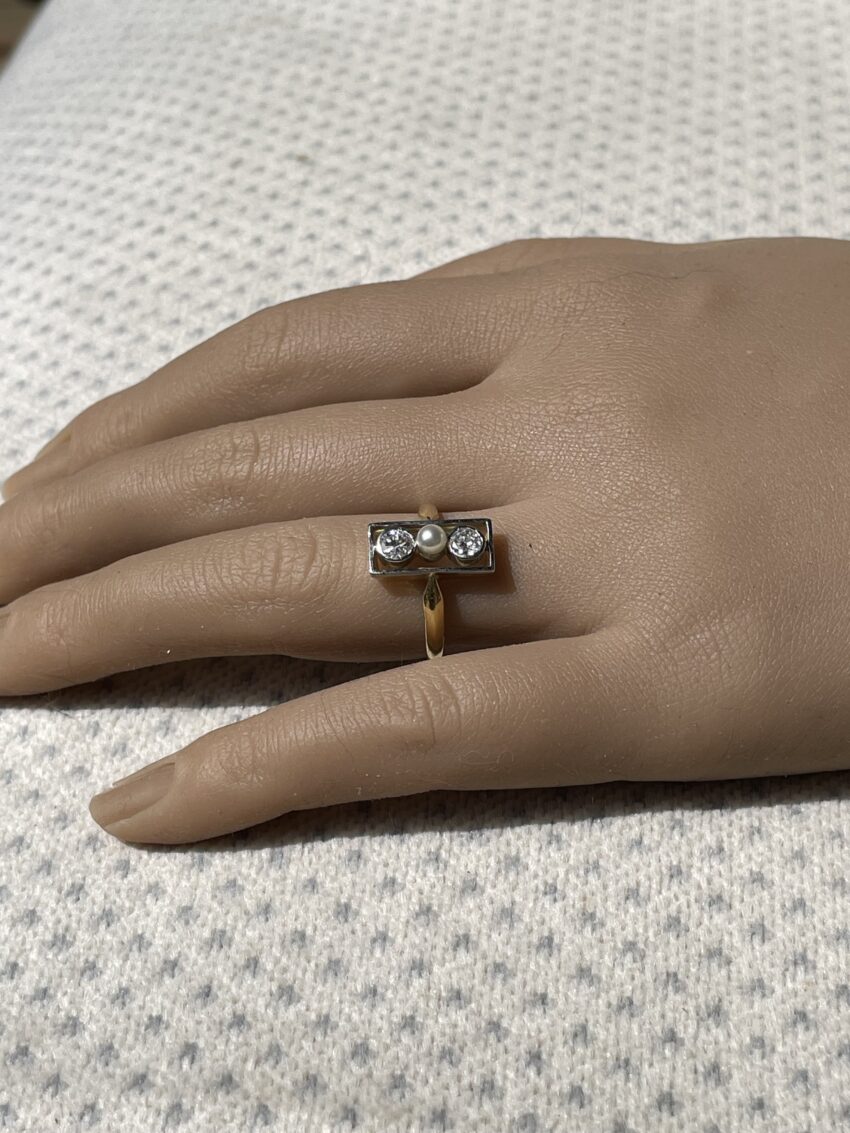 Bague rectangulaire, diamants et perle – Image 5
