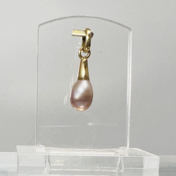 Pendentif perle baroque, monture en or