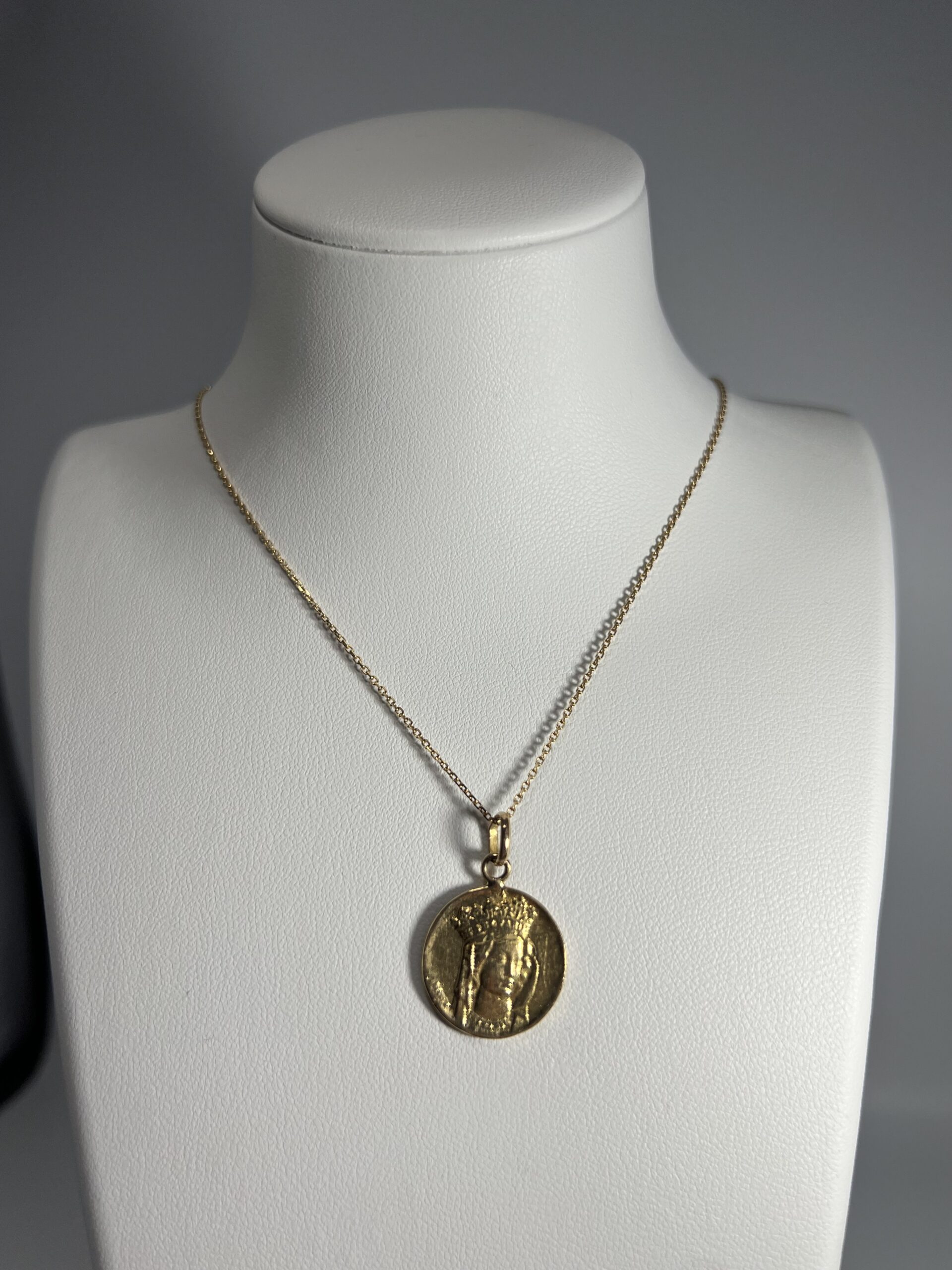 Médaille Vierge couronnée – Image 3