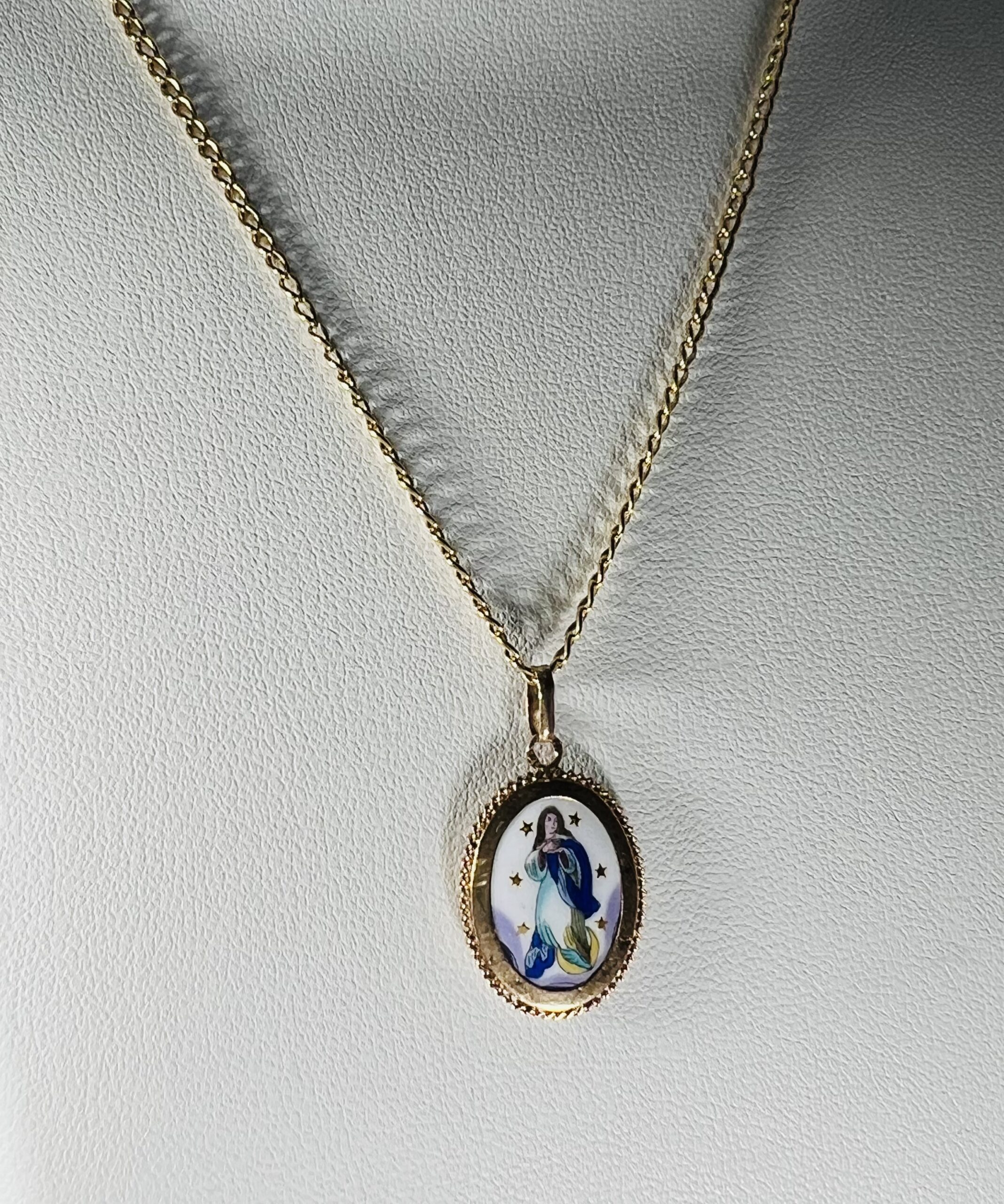 Médaille en émail polychrome et or – Image 5